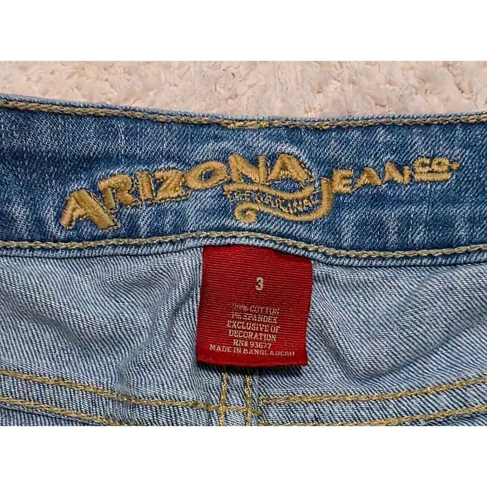 Arizona Jean‎ Co Womens Size 3 Distressed Denim Cut Off Shorts Medium Wash Blue